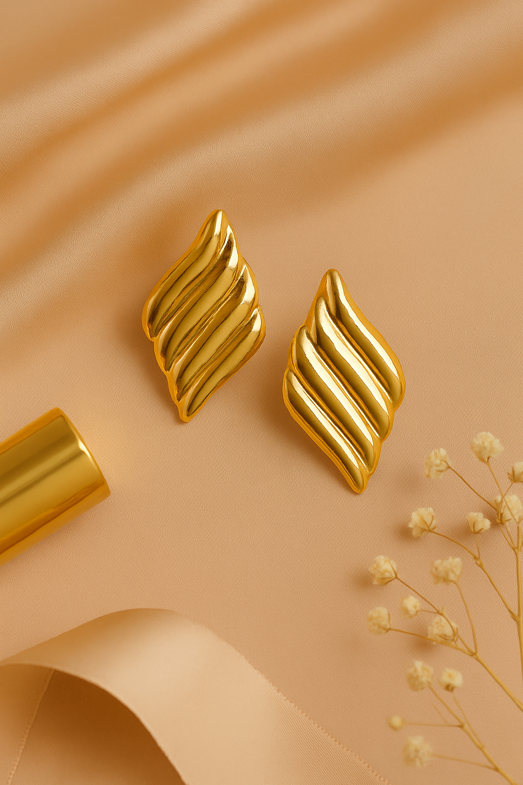 Flare Curve – Bold Gold Wave Earrings