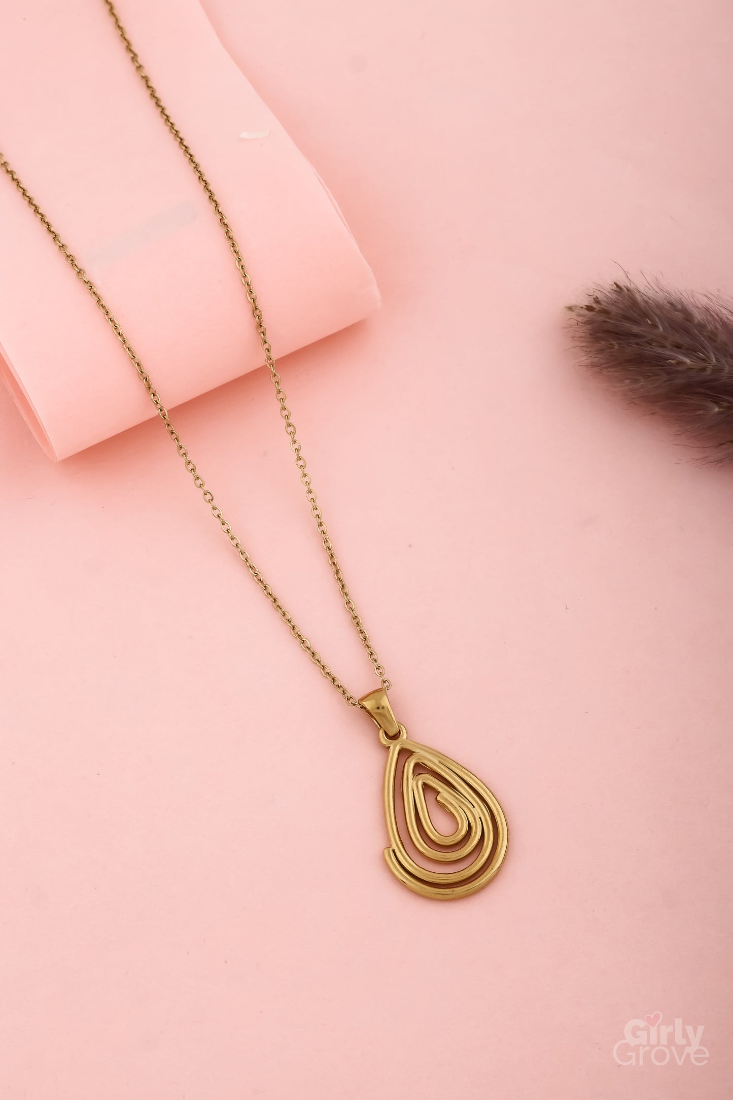 Golden Teardrop Pendant