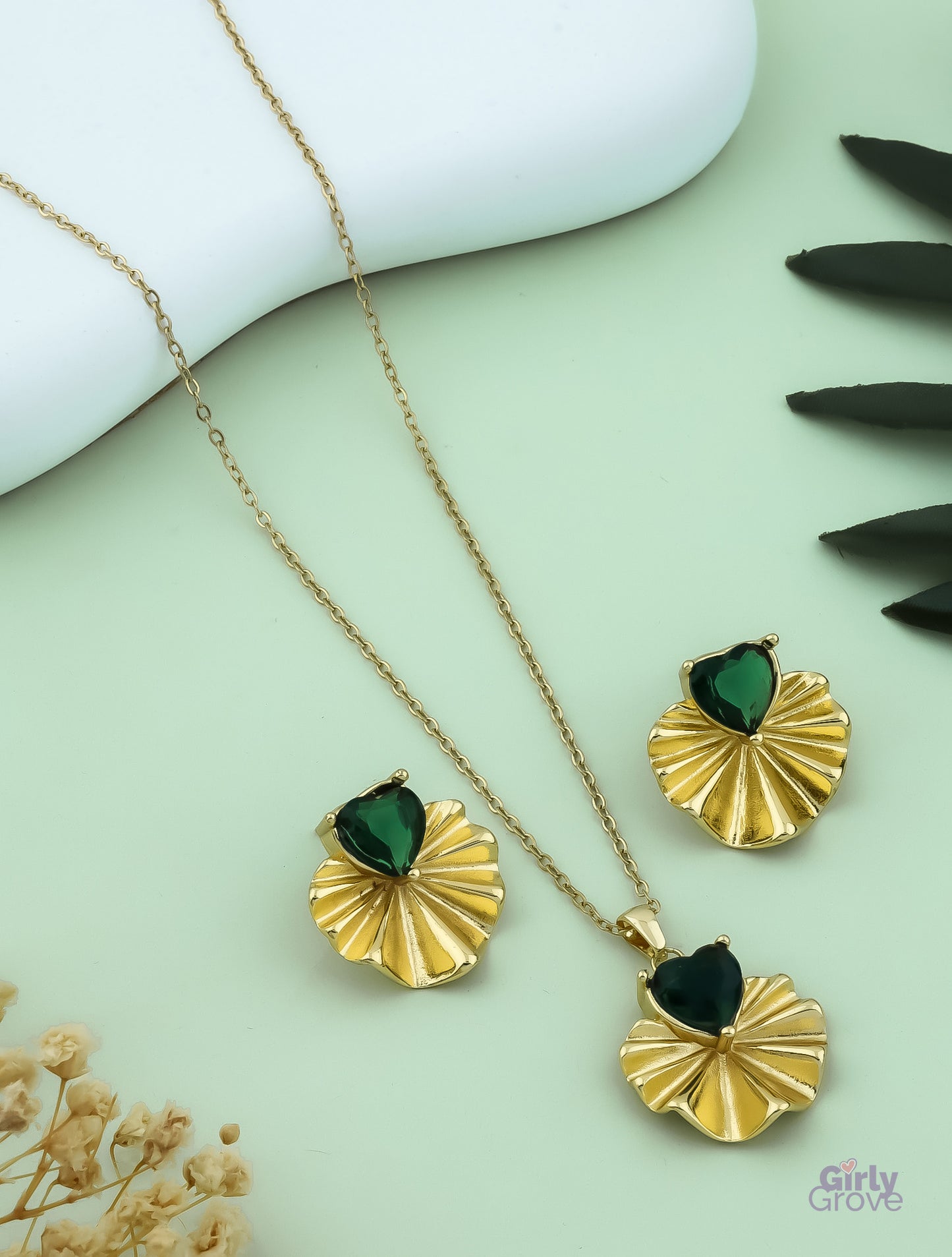 Emerald Radiance Premium Statement Combo Set