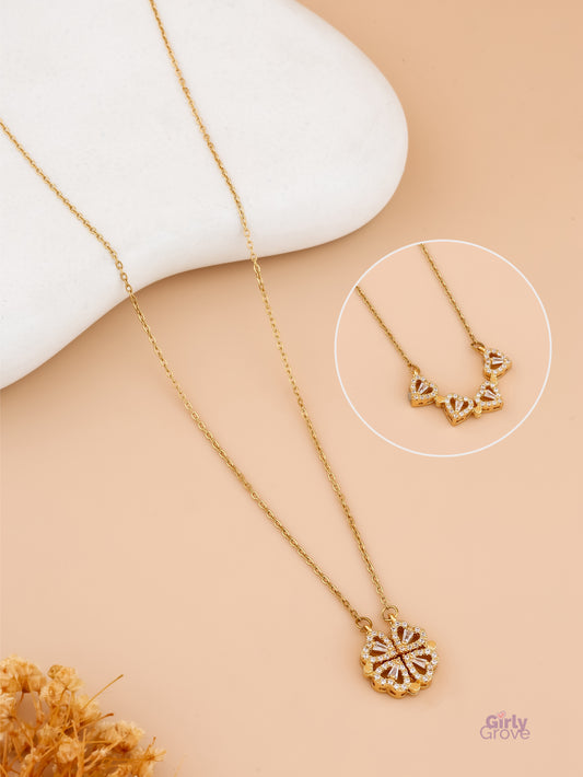 Golden Magnetic Clover Pendant – 2 Looks in 1