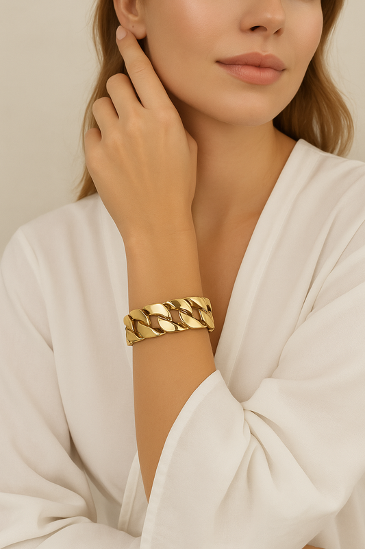 Chunky Chain-Link Bold Cuff – For the One Who Leads, Not Follows