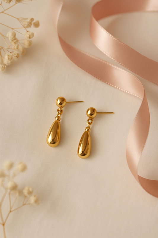 Lustre Drop – Minimalist Teardrop Earrings