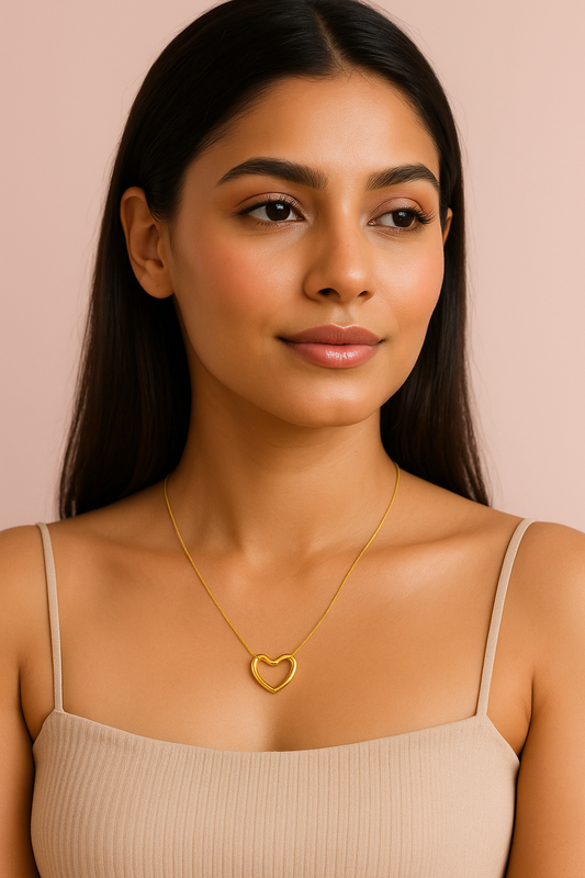 Golden Heart Pendant Necklace - Elegant Simplicity