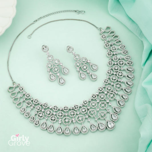 Glimmering Elegance Necklace Set