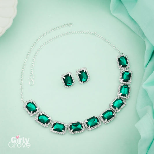Emerald Elegance Necklace Set