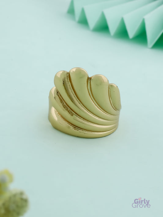 Wave Curve Bold Ring – Statement Adjustable