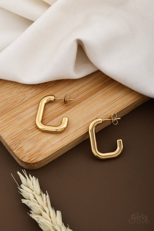 Bold C Hoops – Luxe & Modern