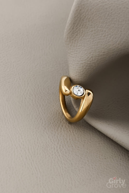 Elegant Gold Hug Ring