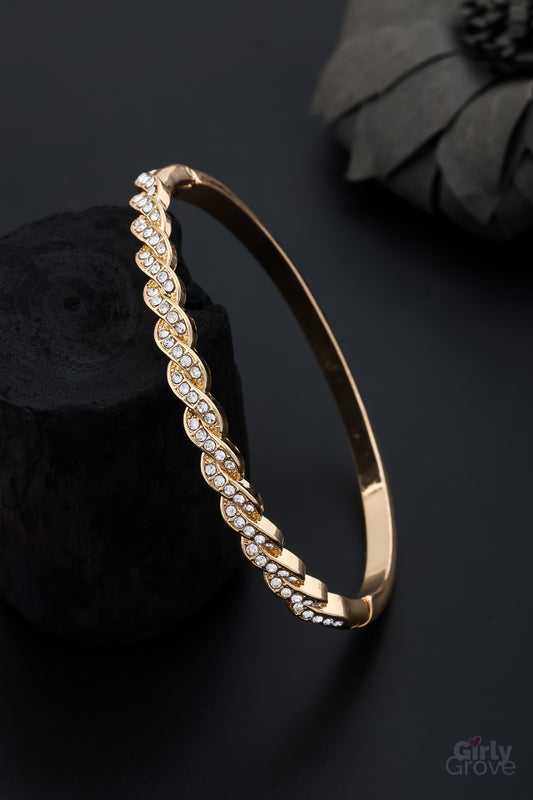 Sparkling Twist Bracelet