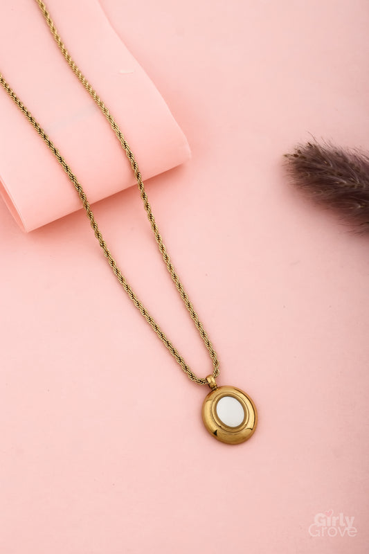 Timeless Pearl Medallion Pendant