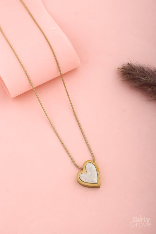 Eternal Love Heart Pendant – A Symbol of Pure Affection
