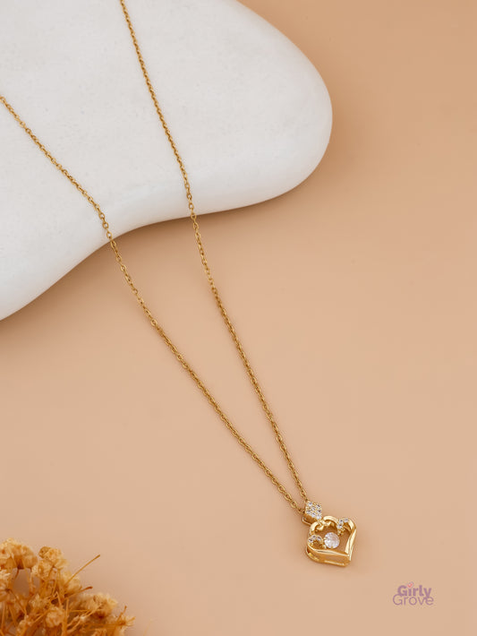 Royal Spark Heart Pendant – Crowned with Love