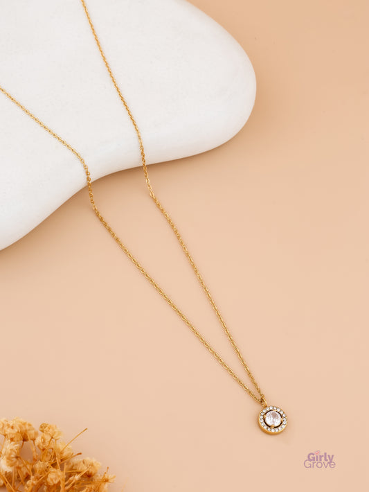 Eternal Glow Pendant – Classic Round Sparkle