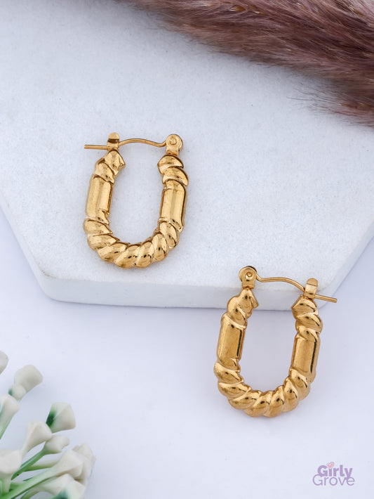 Twist Bold Hoops – Gold Luxe Edition