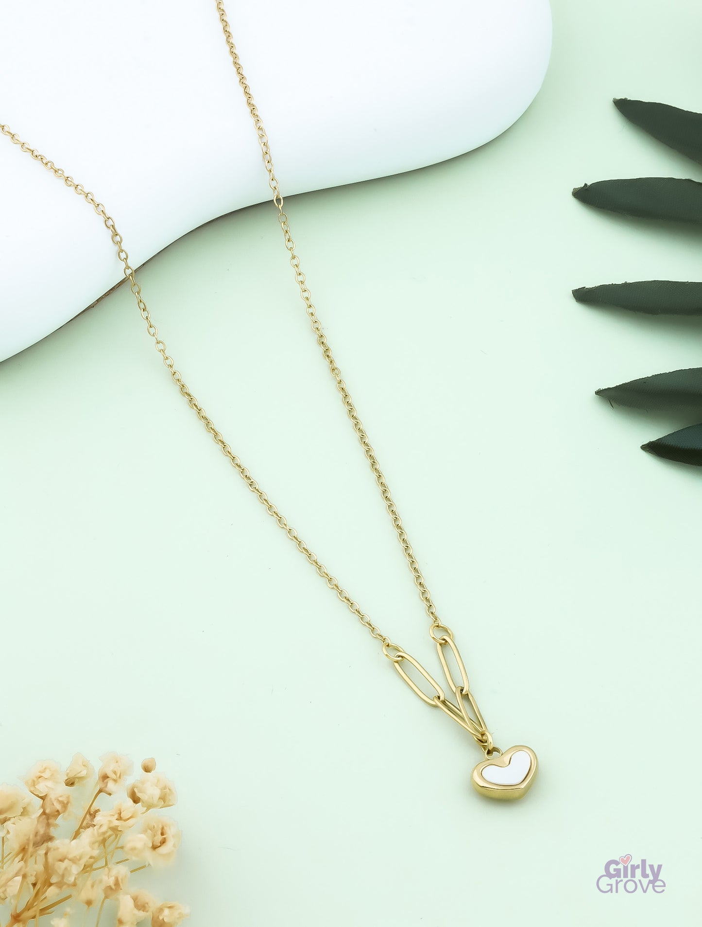 Golden Heart Link Necklace