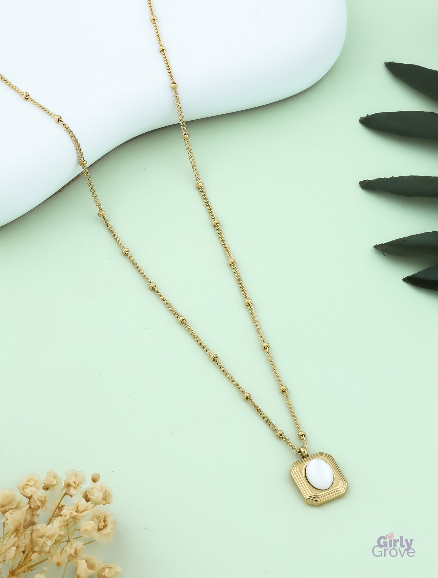 Timeless Elegance – White Stone Pendant Necklace
