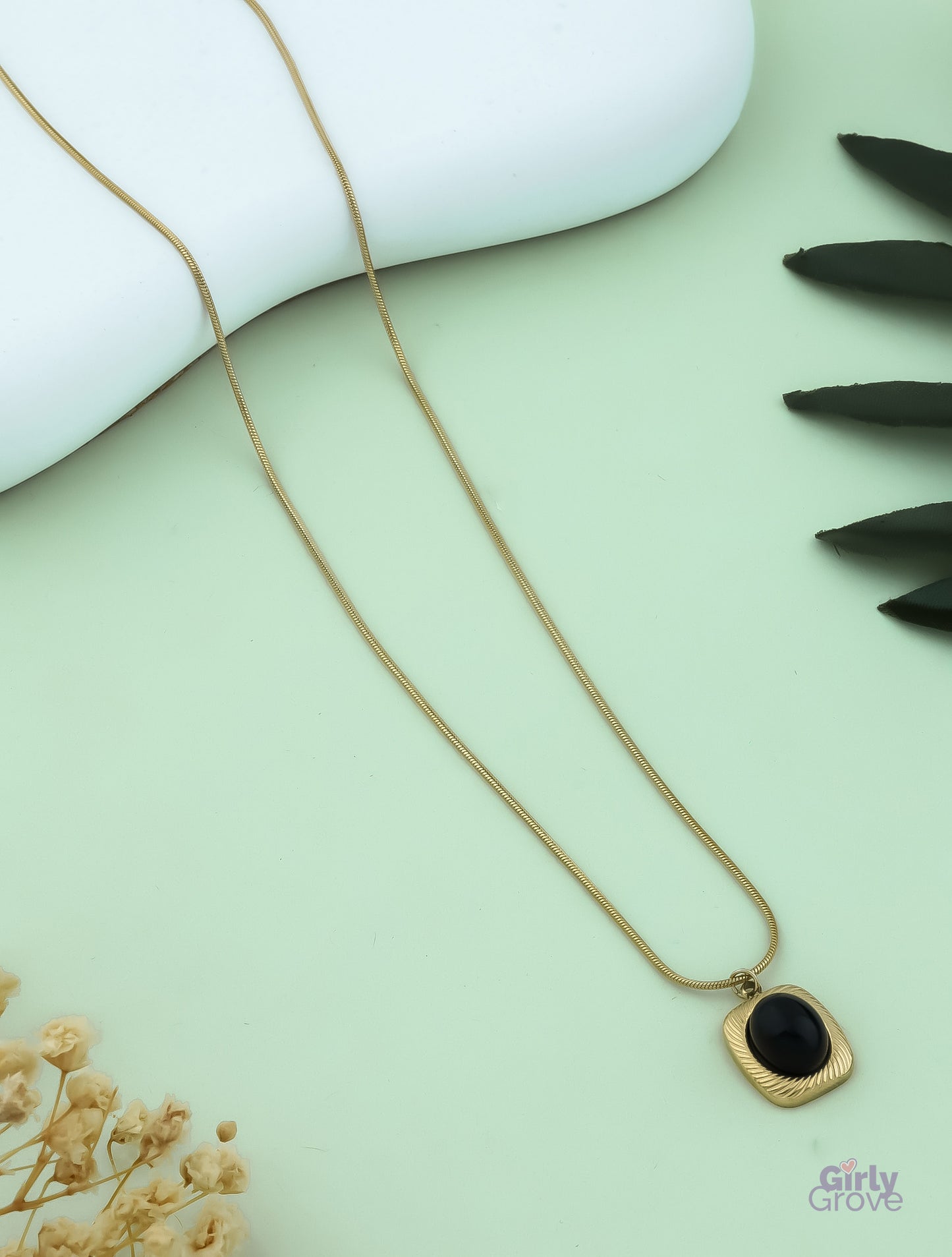 Midnight Luxe Pendant Necklace