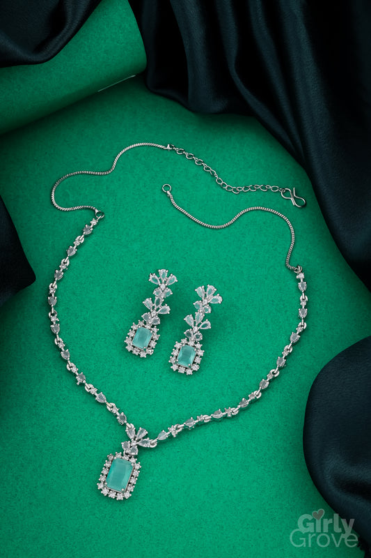 Aqua Glow Necklace Set