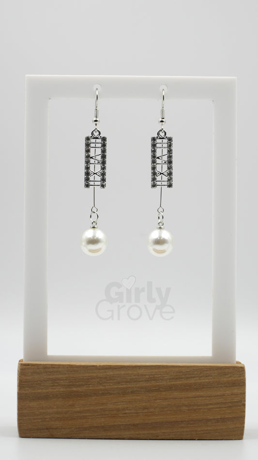 Elegant Pearl Drop Dangle Earrings
